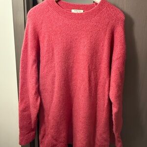 Aritzia Women's Pink Sweater